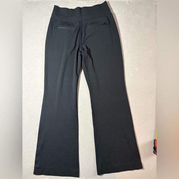Athleta Venice Flare Athletic Leggings NWOT Black Size M - Picture 11 of 14